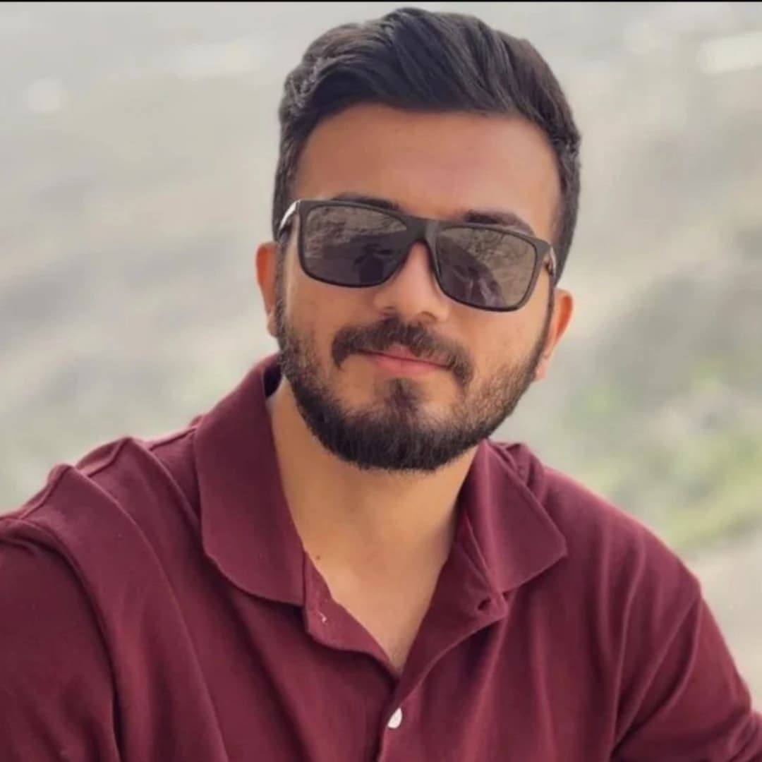 تصویر محمد عبداللهی - متخصص طراحی نرم‌افزار اندروید و iOS